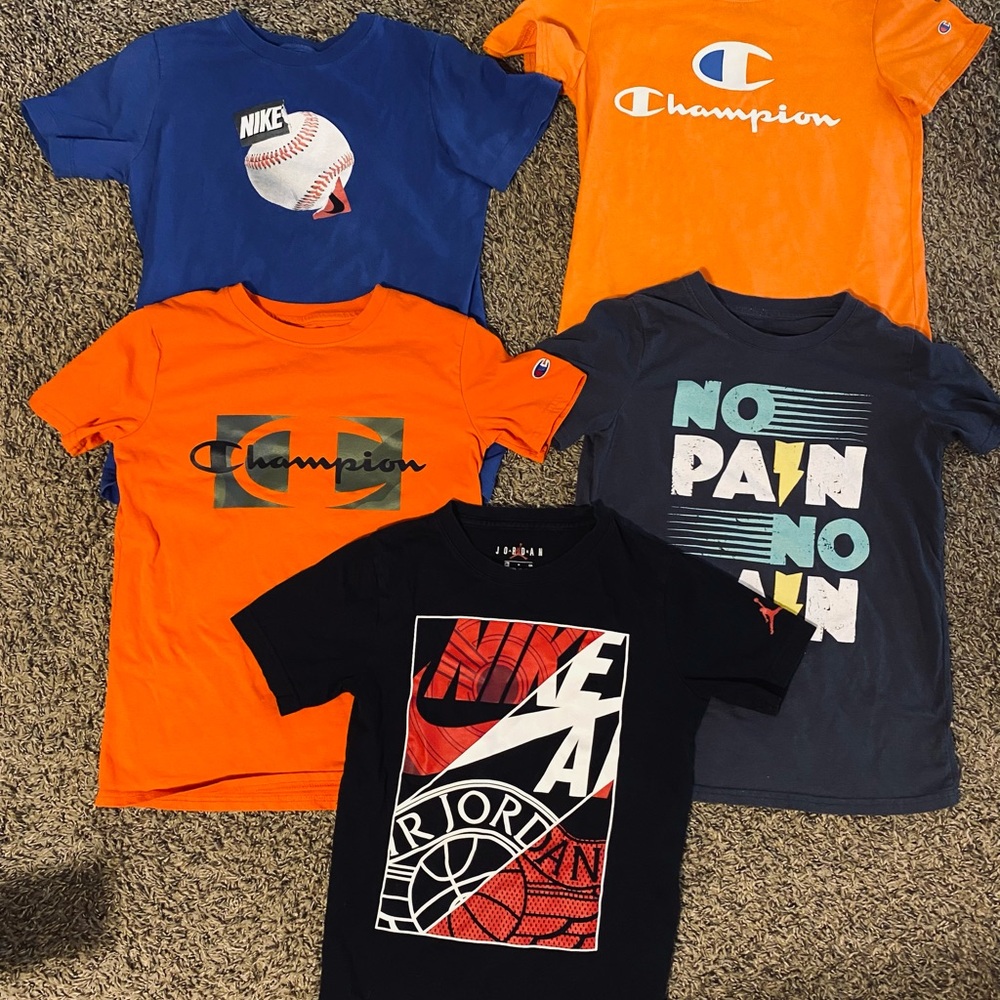 Champion/Nike boys T-shirt lot